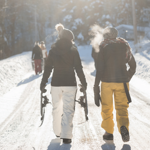 Ski Bunny Outfits: Fab & Warm